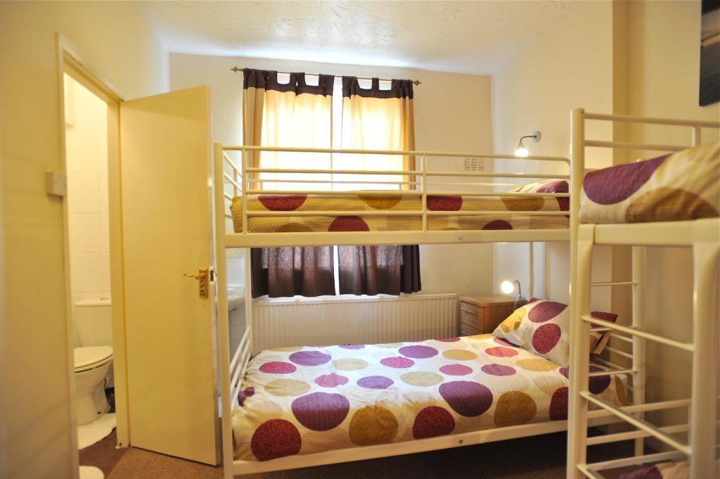 The Bunkroom Chester Room photo